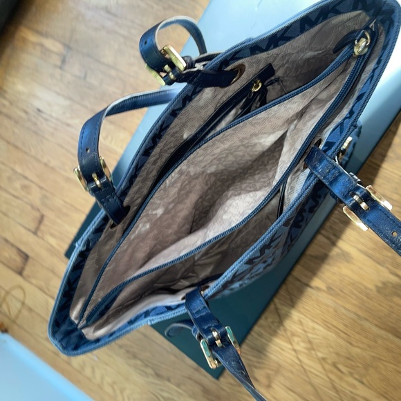 Michael Kors- dark blue - Picture 4 of 4